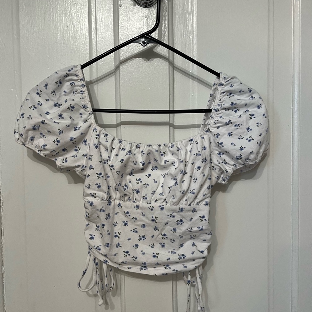 hollister size xs
